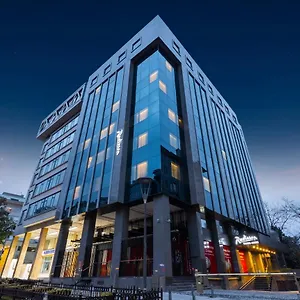 Radisson Harbiye Отель
